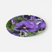 lila Stiefmütterchen Pappteller (Schrägansicht)