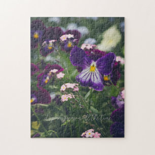 Lila Stiefmütterchen und rosa Vergessenmernots Puzzle