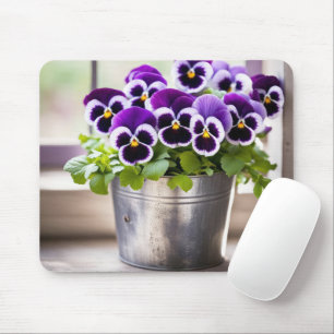 Lila Stiefmütterchenstrauß Mousepad