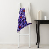 Lila stilisierte Blume Sherpadecke (Beispiel)