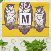 Lila Stilistische Eule-Familie in beliebiger Farbe Küchentuch (Gefaltet)