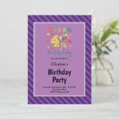 Lila Streifen Gerahmt 4. Geburtstag Party Einladung (Stehend Vorderseite)