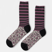 Lila Streifen und Blumenmuster, heimlich wild Socken (Linkes Detail)