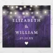 Lila String Lights Rustic Wood Boho Barn Wedding Schaumweinetikett (Einzelnes Label)