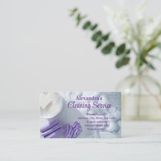 Lila Suds Elegantes Reinigungsservice Visitenkarte (Stehend Vorderseite)