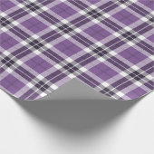 Lila Tartan-kariertes schottisches Trendy Muster Geschenkpapier (Ecke)