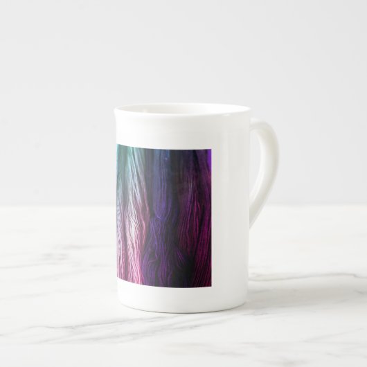 Lila Tasse des Kaffees (Vorderseite Rechts)