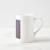 Lila Tasse des Kaffees (Rechts)