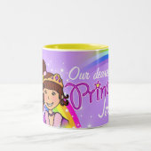 Lila Tasse des Namensprinzessinmädchen-Regenbogens (Mittel)