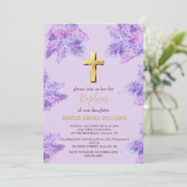 Lila Taufe des Lilac Floral Gold Cross Girl Einladung