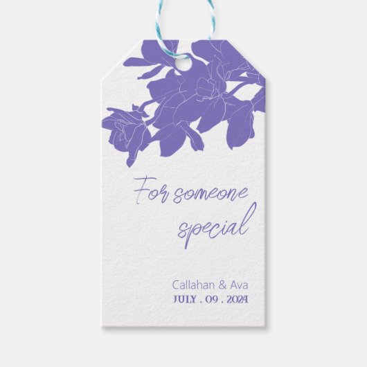 lila Text mit weißer Blume Geschenkanhänger (Vorderseite)