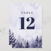 Lila Tischnummer des Pinienwaldes (Vorne/Hinten)