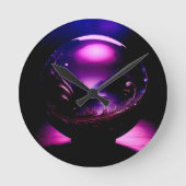 Lila, transparenter Globe mit Berglandschaft Runde Wanduhr (Vorderseite)