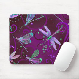 Lila Träume von Libellen Mousepad