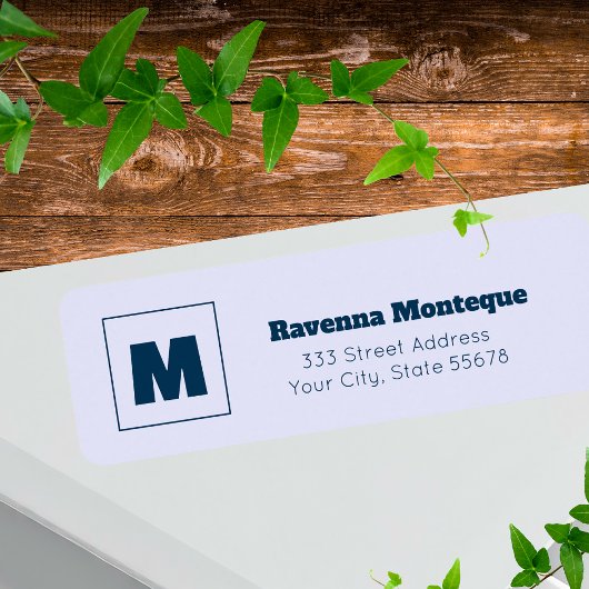 Lila trendiger personalisierter Monogramm-Buchstab