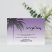 Lila tropischer Palm Tree Beach Hochzeitsfeier Emp Begleitkarte (Stehend Vorderseite)