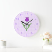 Lila Tulip-Blume. Große Wanduhr (Zuhause)