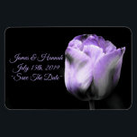 Lila Tulip Wedding Save the Date*anpassen* Magnet<br><div class="desc">Wunderschönes Lila Tulip Magnet.. das Sie mit Ihren eigenen Namen und Daten personalisieren können.</div>