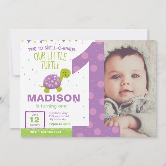 Lila Turtle First Birthday Party Einladung (Vorderseite)