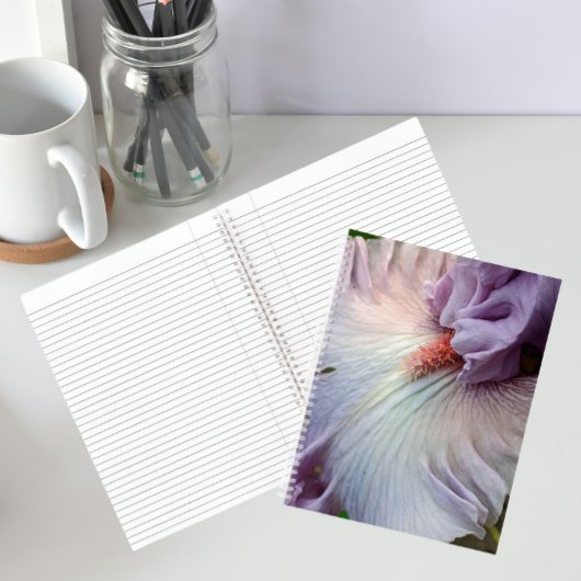 Lila, unabhängig von Irise Floral Notizblock