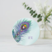 Lila und Aquamarines Blue Peacock Wedding Menu Einladung (Stehend Vorderseite)