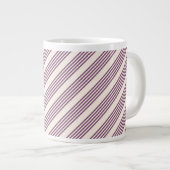 Lila und beige Streifen Jumbo-Tasse (Vorderseite Rechts)