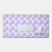 Lila und blaue Blumen Schreibtischunterlage (Tastatur & Maus)