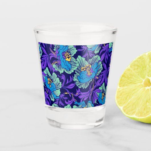 Lila und blaue Blumen William Morris Schnapsglas (Vorderseite)