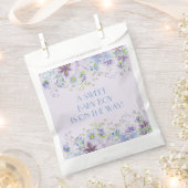 Lila und blaue Blütendusche Geschenktütchen (Ausgeschnitten)