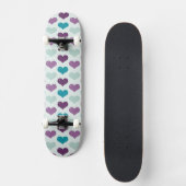 Lila und blaue Herzen Skateboard (Vorderseite)