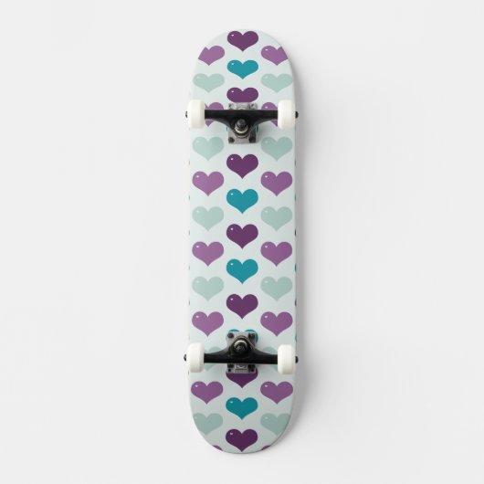 Lila und blaue Herzen Skateboard (Vorderseite)