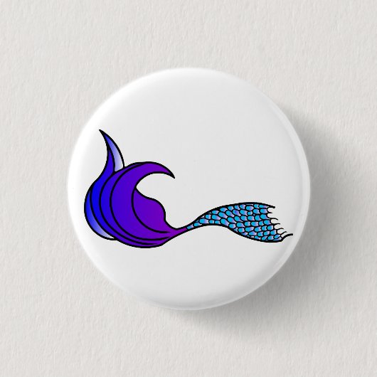 Lila und blauer Mermaid-Schwanz auf Knopfdruck Button (Vorderseite)