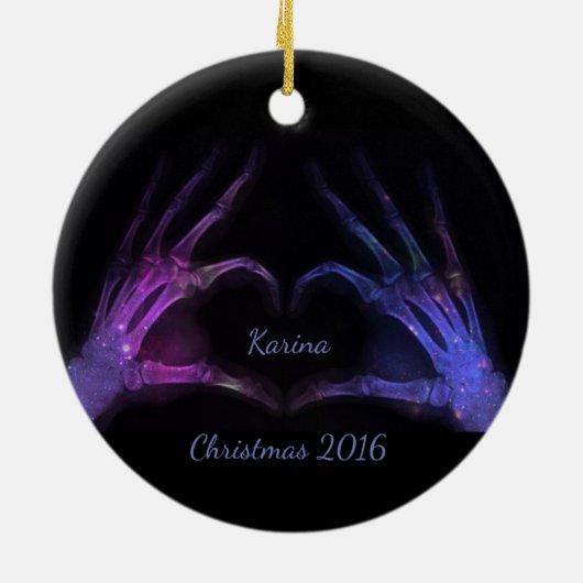 Lila und blaues Röntgenstrahl-Fingerformherz Keramik Ornament (Hinten)