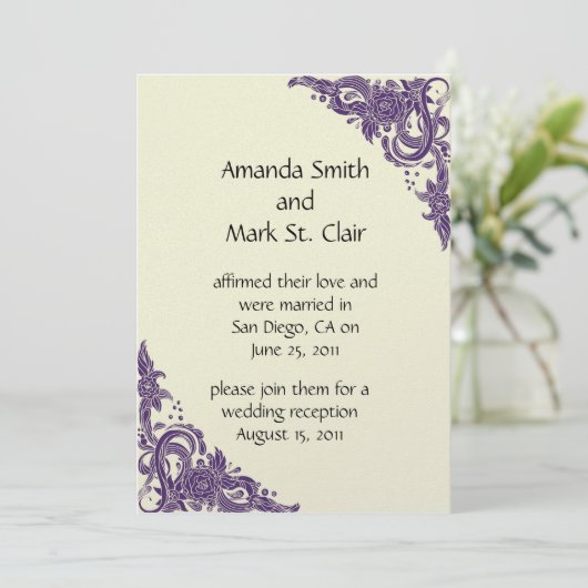 Lila und Elfenbeinpost Hochzeitsempfang Einladung (Stehend Vorderseite)