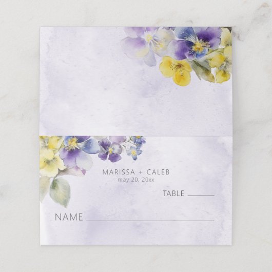 Lila und gelbe Blüten Moderne Hochzeit geklappt Platzkarte (Außenseite Aufgefaltet)