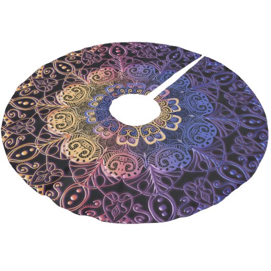 Lila und gelbe Mandala: handgezeichnet Design Polyester Weihnachtsbaumdecke (Schrägansicht)