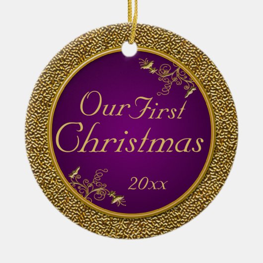 Lila und Gold "unser erstes Weihnachts" Verzierung Keramik Ornament (Vorne)