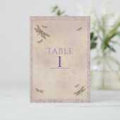 Lila und Golddrachenfliegen-Tischnummer Einladung (Stehend Vorderseite)