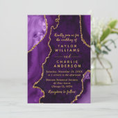 Lila und goldene Marmorhochzeit Einladung (Stehend Vorderseite)