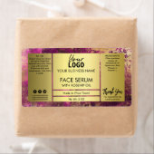 Lila- und Goldfarben-Design (Insitu)