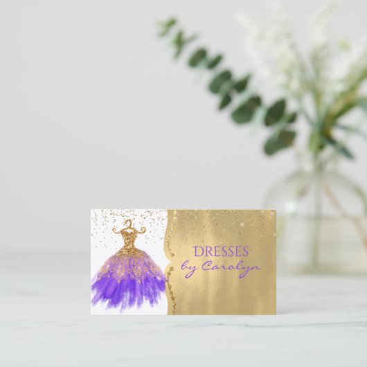 Lila und GoldGlittery Näherin-Geschäfts-Karte Visitenkarte (Stehend Vorderseite)