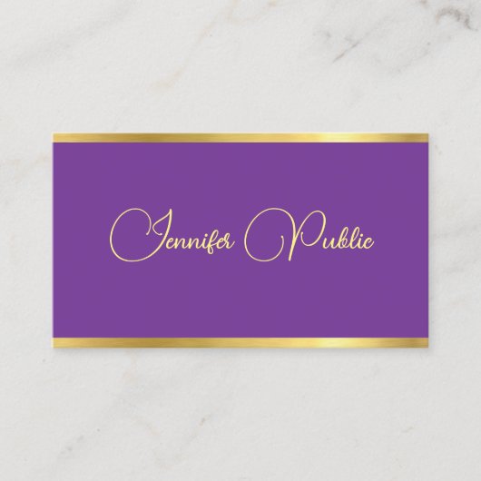 Lila- und Goldtypografie-Script-Vorlage Visitenkarte (Vorderseite)