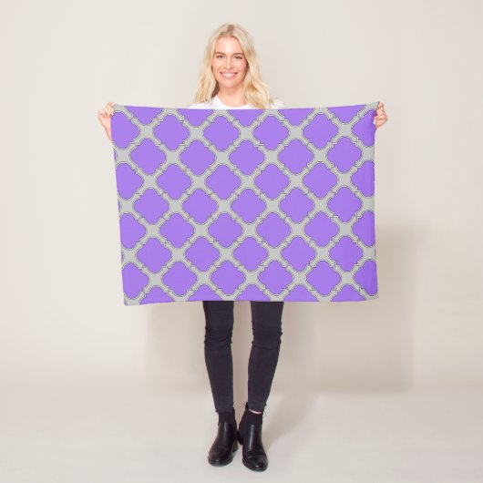 Lila und graue Quatrefolie Fleecedecke (Beispiel)