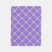 Lila und graue Quatrefolie Fleecedecke (Vorderseite)