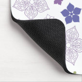 Lila und grüne Blume Mousepad (Ecke)