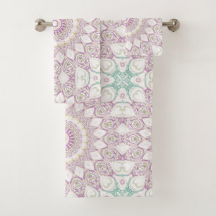 Lila und grüne Pastell-Mandala-Musterdesign Badhandtuch Set