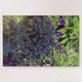 Lila und grüne Stiefmütterchenblumen und Blätter Puzzle (Horizontal)