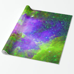 lila und grünes Galaxy Nebula Weltraumbild. Geschenkpapier
