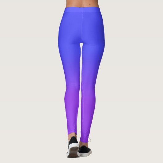 Lila und helle blaue Ombré Schatten-Neonneonfarbe Leggings (Rückseite)