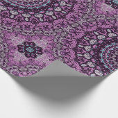 Lila und Lavender Mandala-Muster Geschenkpapier (Ecke)